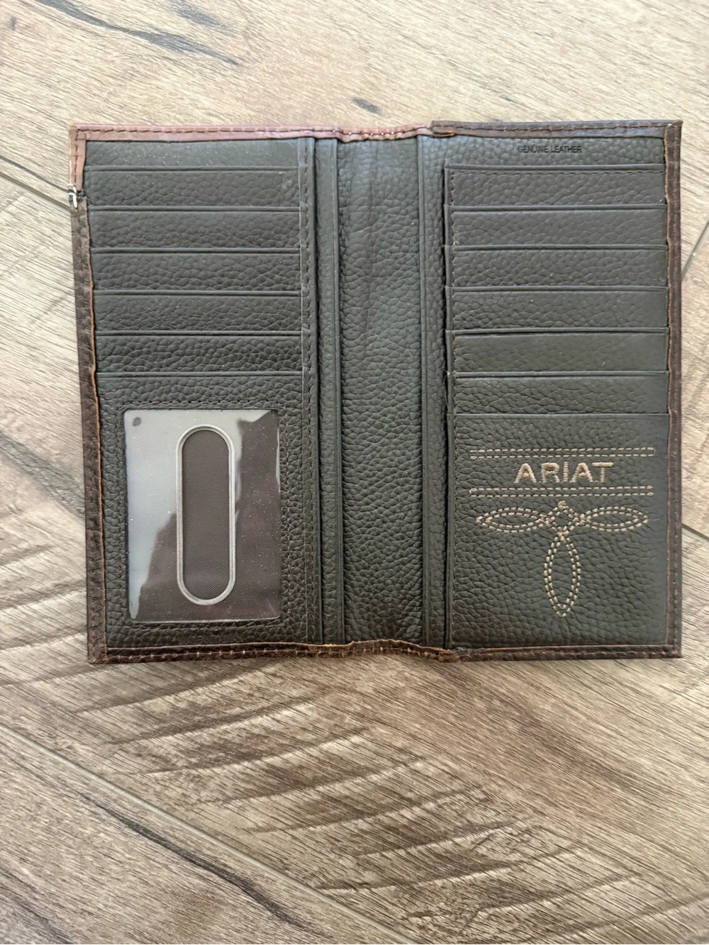 ARIAT Brown Tooled Leather Men's Wallet with Concho